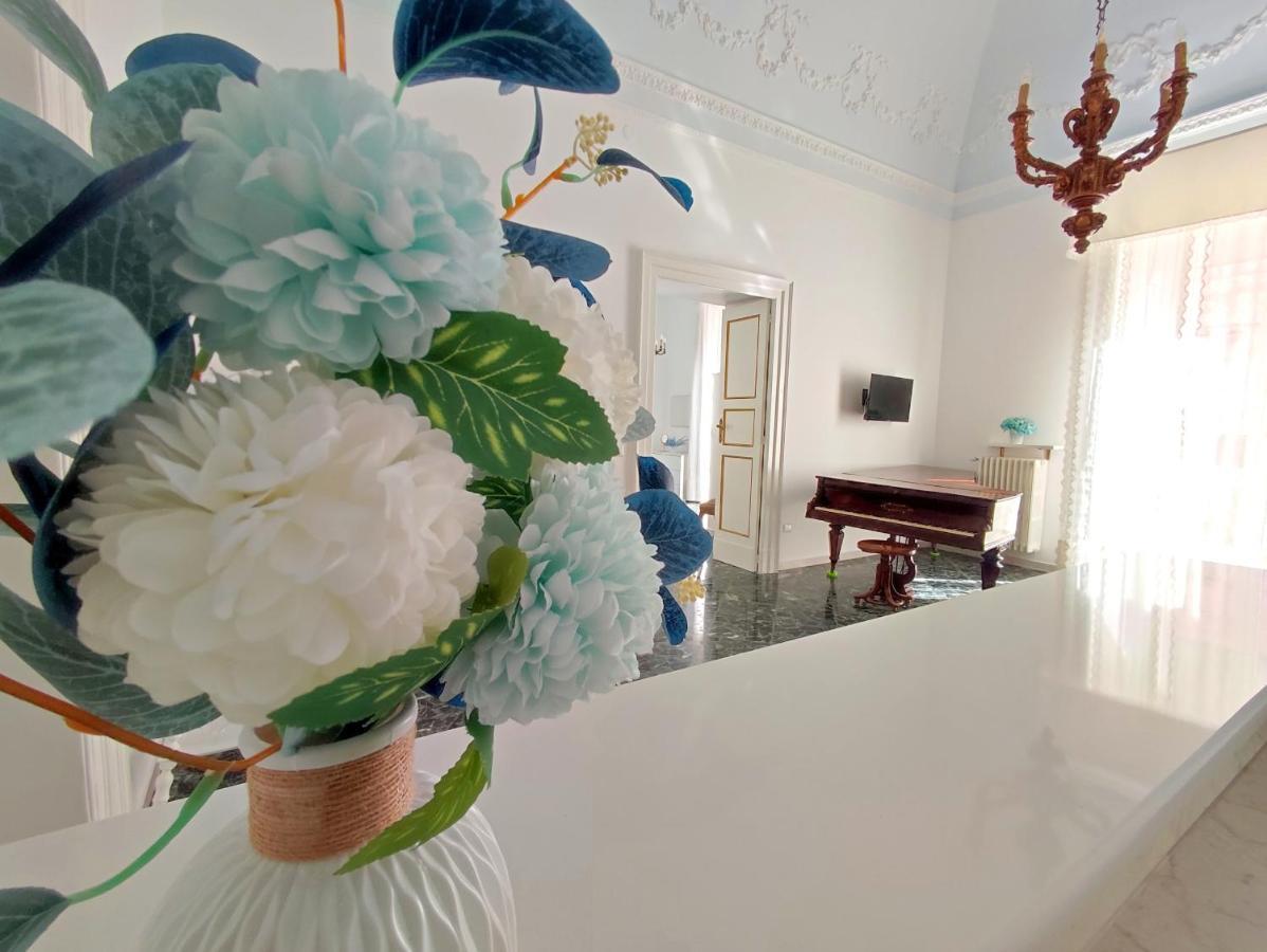 Dimora Della Marchesa - Al Duomo Apartment Manfredonia Ngoại thất bức ảnh