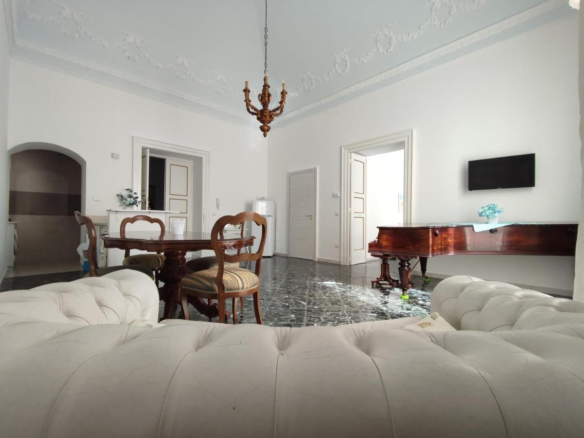 Dimora Della Marchesa - Al Duomo Apartment Manfredonia Ngoại thất bức ảnh