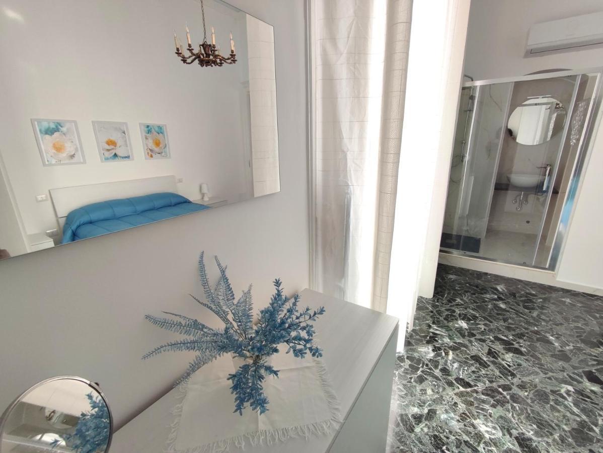 Dimora Della Marchesa - Al Duomo Apartment Manfredonia Ngoại thất bức ảnh